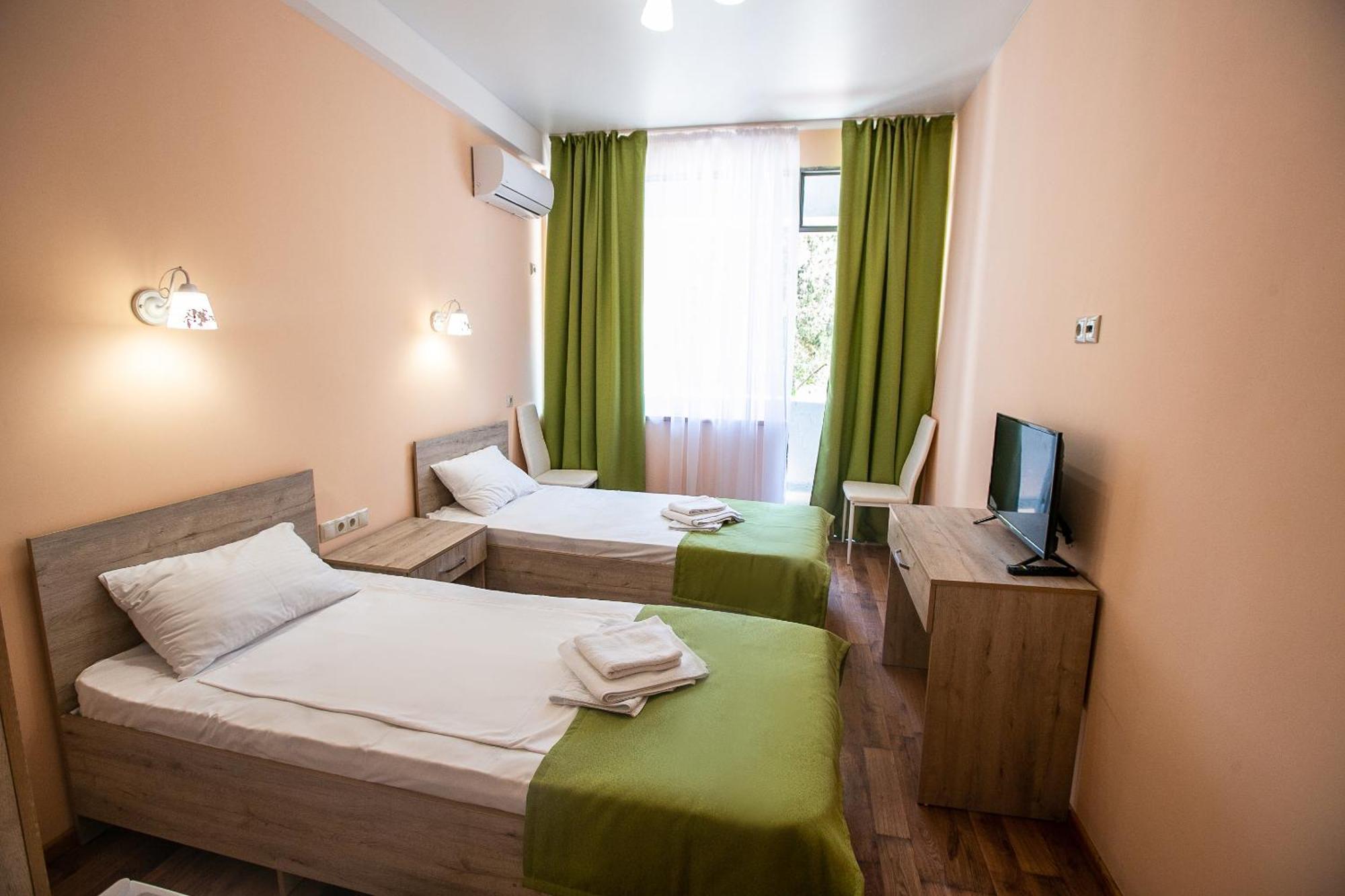 Гостиница "Курорт" Pizunda Extérieur photo